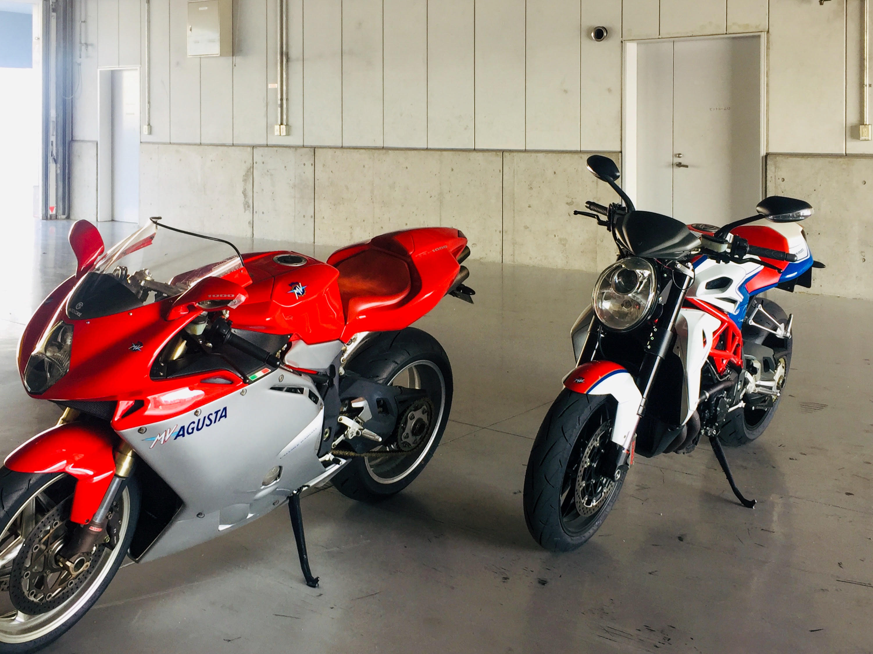 Motorcycle Storage & Service package 